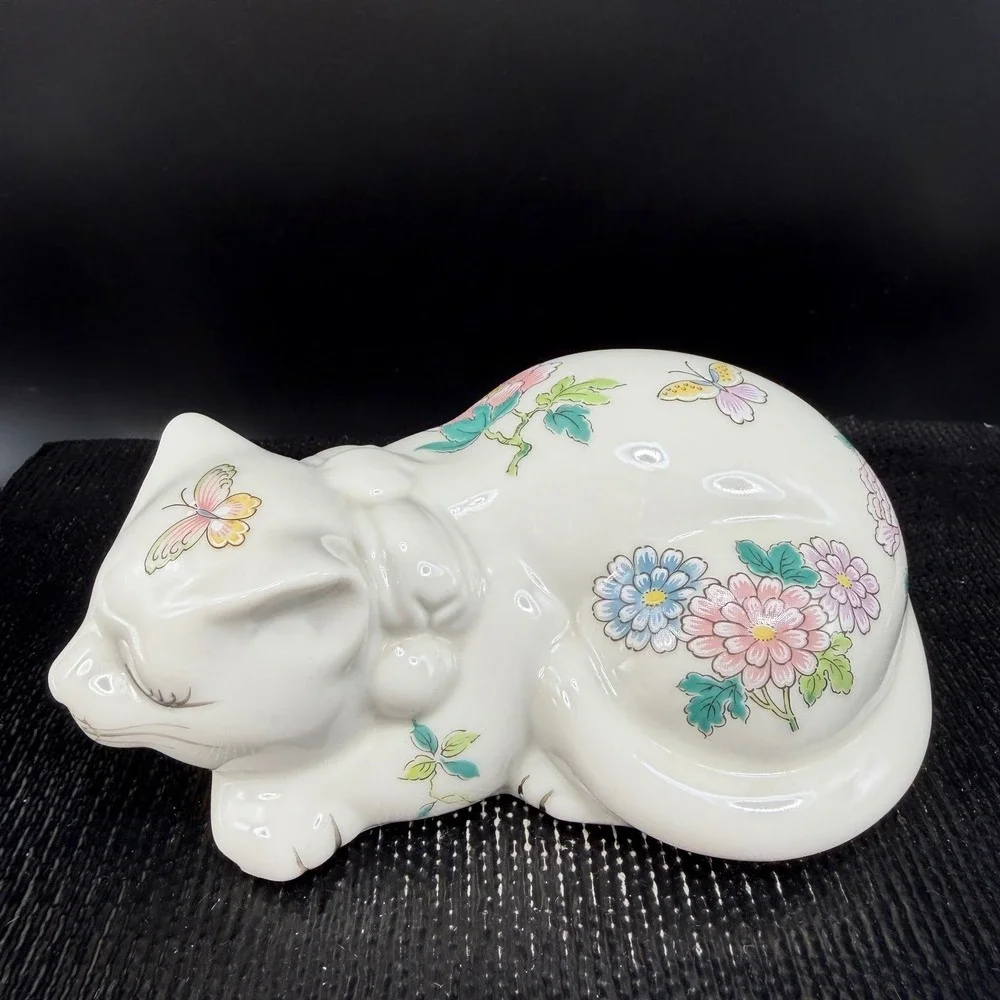 Takahashi San Francisco Cho Cho Sleeping Cat Figurine Floral Butterfly Japan 5in